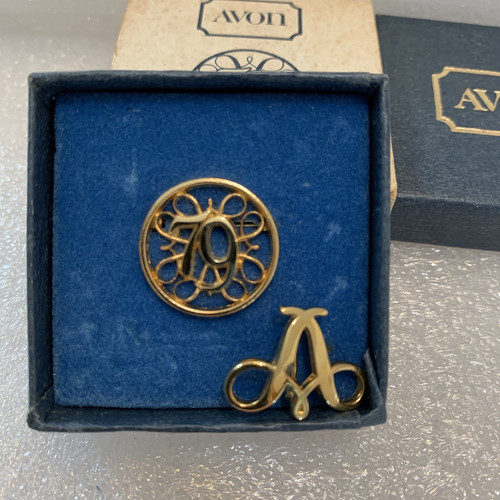 1979 lot pins - 2,