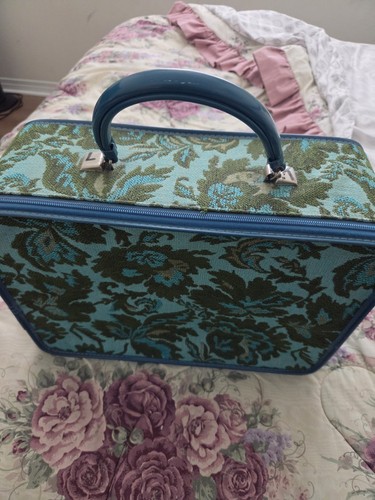 Vintage 1970s avon - vintage,